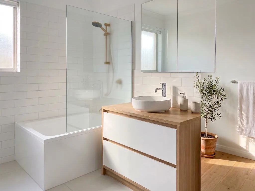 10mm Clear Bath Screen Panel